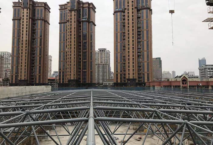 崇明螺栓球网架结构